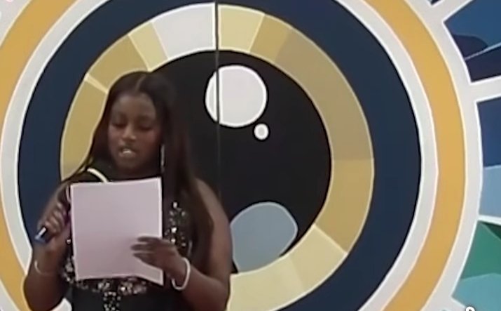 gozy34's tweet photo. Who can talk in Nigerian???

See them o😅 
Temi Nkem asked if she was talking too fast as the whole house mates were looking confused #bbnseason11 #bbnaija https://t.co/bGuObDKjw3