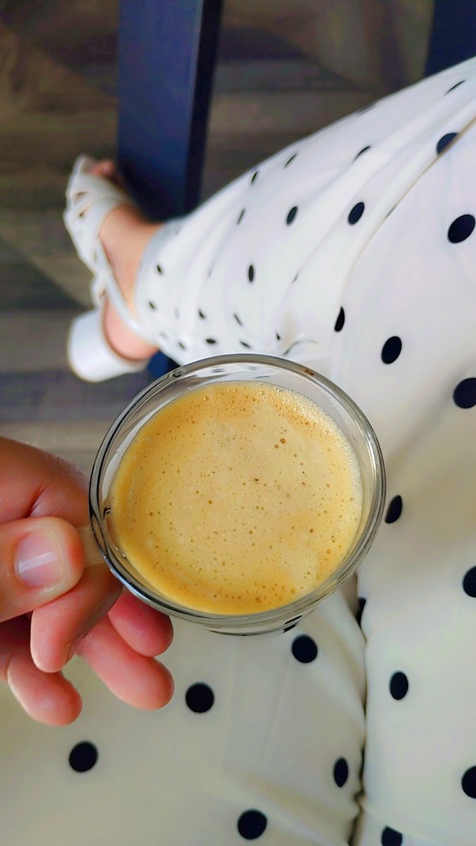 HayatToudert's tweet photo. Mieux vaut prendre le taureau par les cornes et lutter que se résigner à tirer le diable par la queue...🤎☕ https://t.co/MsEK5ZBMRJ