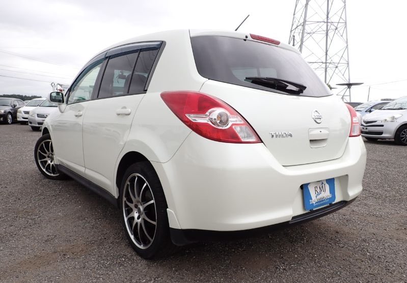 CarImportsUg's tweet photo. 💥2011 NISSAN TIIDA
⛽️1.5 L Petro | Auto | 2WD
 🇯🇵 Japan Import 
 🛣️ Mileage: 78,000 KM

 💰 Total Cost : 24M (Taxes Included)
 💰  Initial Deposit: 12M

    Call/DM For inquiries:
    0774106662💬0704816874
   https://t.co/YeWzdVpiYo
#OneTeam_oneSuccess #NBSUpdates https://t.co/C99WJ8NEw3