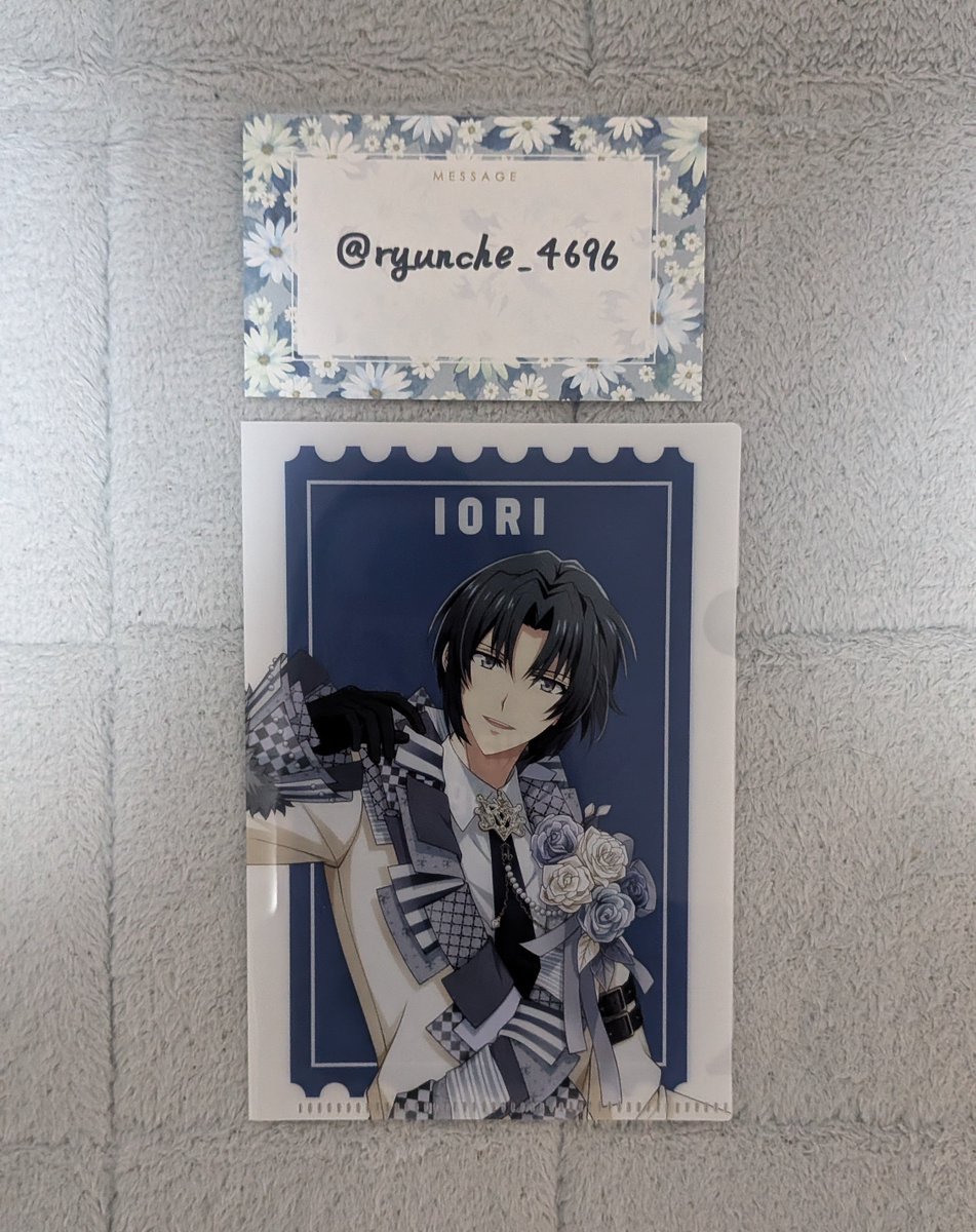 ryunche_4696's tweet photo. @3110Hsincerity IDカードありのお品物写真を用意できましたので添付いたします。よろしくお願いいたします。 https://t.co/hx0UvSBfqR