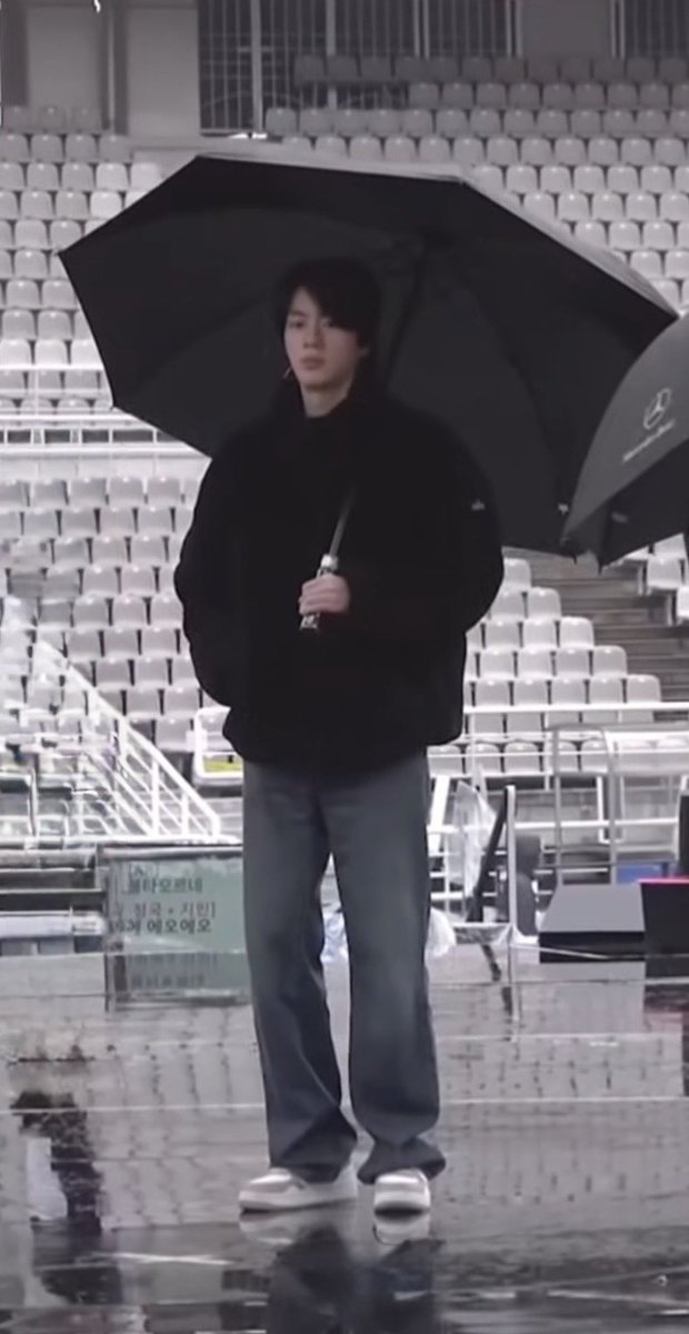 한남동 효자손🍓🫐 tweet media