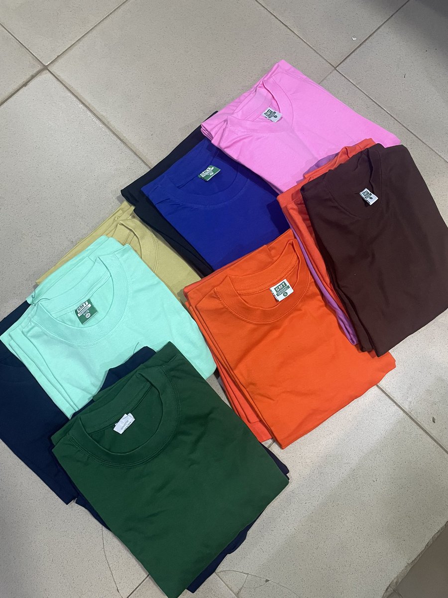 Lekzy_r's tweet photo. Salary week- take 20k out of your salary and upgrade your wardrobe 
20k gets you 4 of your favorite colors 💫 
Nationwide delivery🫶🏾 https://t.co/csfRBwAZPu