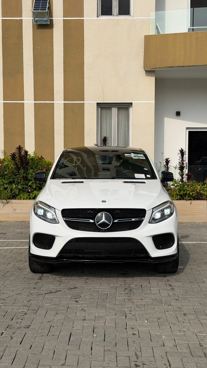 moddie_as's tweet photo. 🇺🇸New Entry🇳🇬

2017 White MB GLE43 
Comes with Panoramic roof, 360 camera 
And A Clean Black interior

🏷️65M (Always Negotiable) https://t.co/1lbekoDxcv