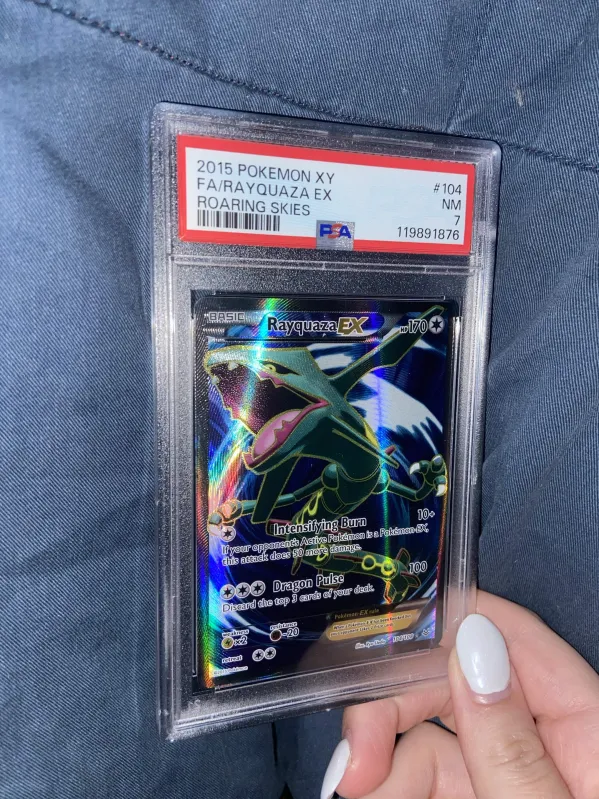 Vibatron's tweet photo. GIVING AWAY THIS $200 RAYQUAZA POKEMON CARD

Remember how we used to catch Rayquaza on the Sky Pillar?

Now that you have ME as your MASTER BALL

IT IS YOUR CHANCE

Like, retweet, &amp; comment why you NEED to win 🤭 https://t.co/img8Wskuhc