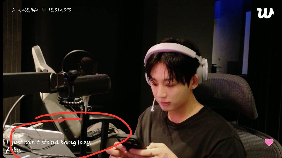 Jesjk7's tweet photo. Jungkook said he can't stand being lazy that means he can't stand lazy peeps that means i can't be lazy anymore that means i need to stop being lazy peep https://t.co/4wF0QbR4OP