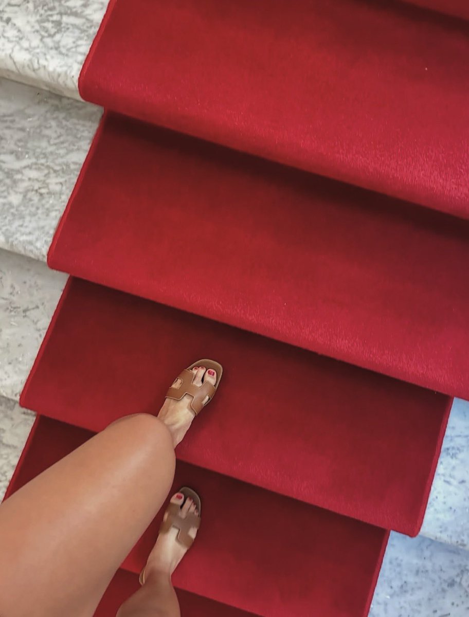 VivienneDeePop's tweet photo. Ciao Italia ���🇹 Rome is not just a city; it is a feeling. #viviennedee #in #italy https://t.co/hmrfMbWQRJ