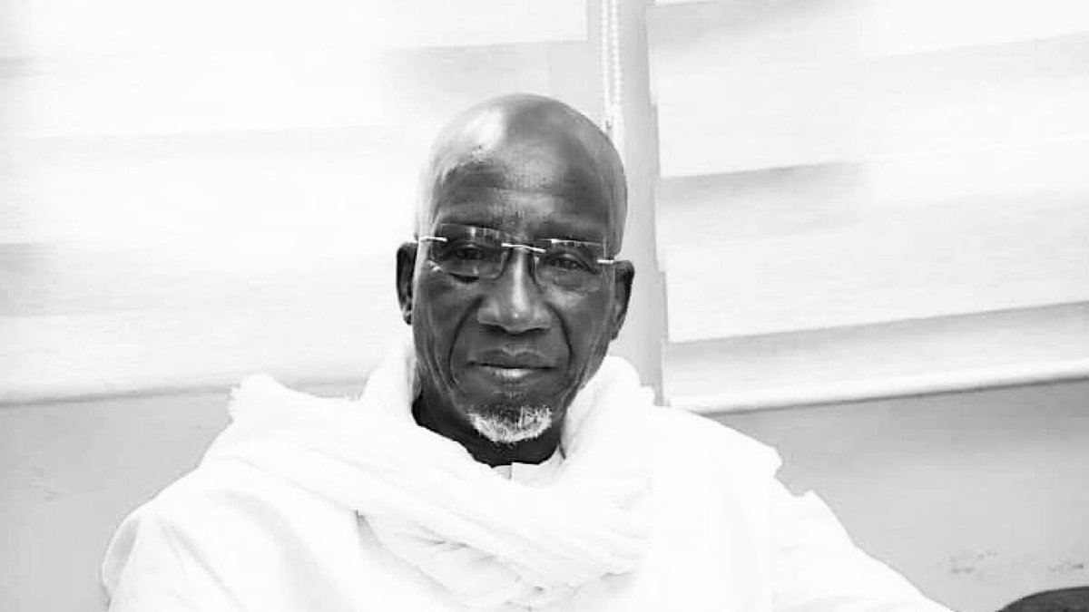 Senegal24News's tweet photo. 🕊️🇸🇳 Le Sénégal perd une grande voix de la culture.

Le Professeur Babacar Mbaye Ndaak, figure emblématique des arts oratoires au Sénégal, est décédé dans la nuit du dimanche 26 au lundi 27 juillet 2026 à Dakar.

Nos sincères condoléances à sa famille, à ses proches et à l’ensemble du monde culturel sénégalais. Qu’Allah lui accorde Son pardon et l’accueille dans Son Paradis. 🤲 #Sénégal #Culture #BabacarMbayeNdaak #Nécrologie