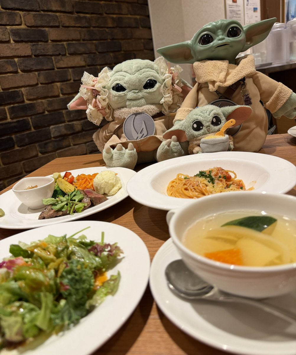 Zuzu_Tokyo's tweet photo. おそらく20年振りの再会😲
よく喋って楽しかった😆 https://t.co/LgaTG8VqWz