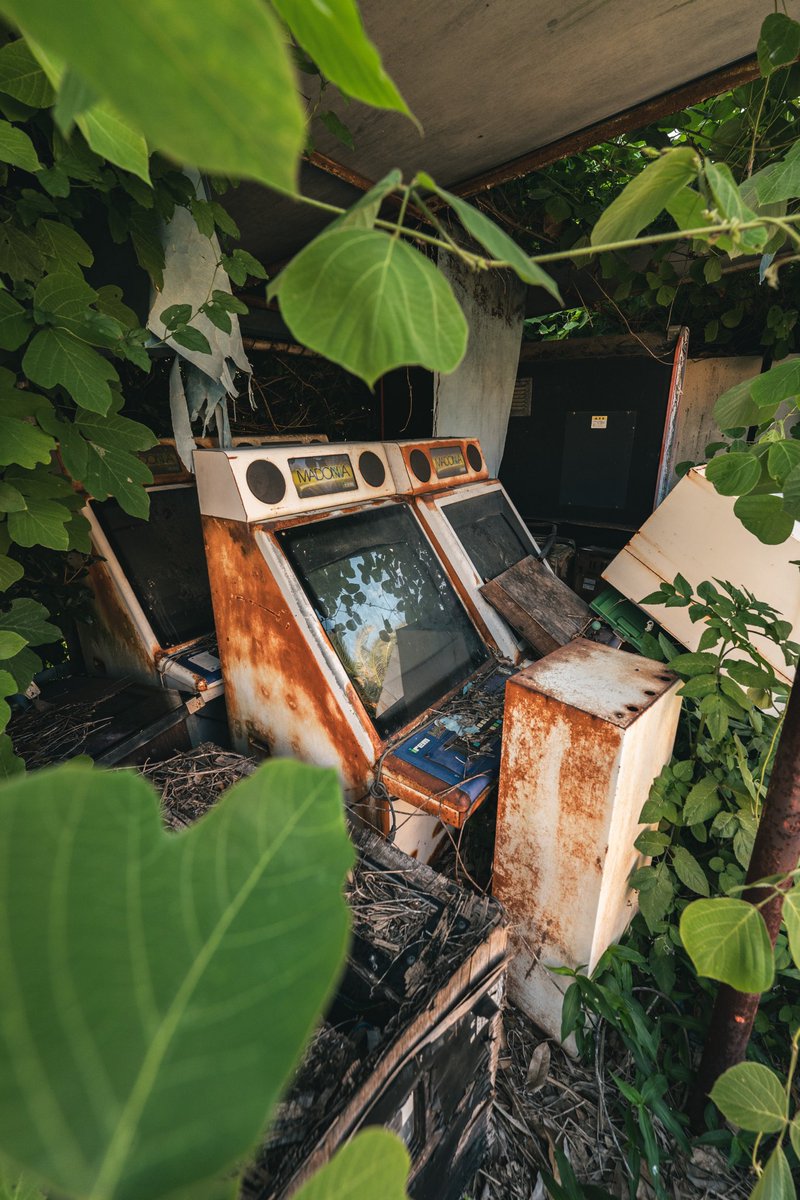 urbex_34's tweet photo. 誰も遊ばなくなり、錆び付いたゲーム筐体。 https://t.co/O4na5RpDxb