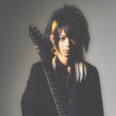 junpei_gt's tweet photo. #新しいプロフィール画像

大分前に撮って頂いてたのですが、
皆様に顔と何かを出したいと思っていたのですが、
何かとイベントに出させて頂く事も増え
今年は良いご報告が出来るかなと思い

でアー写を更新します！
是非覚えて一度観に来てください！ https://t.co/h9SPtzFhsk