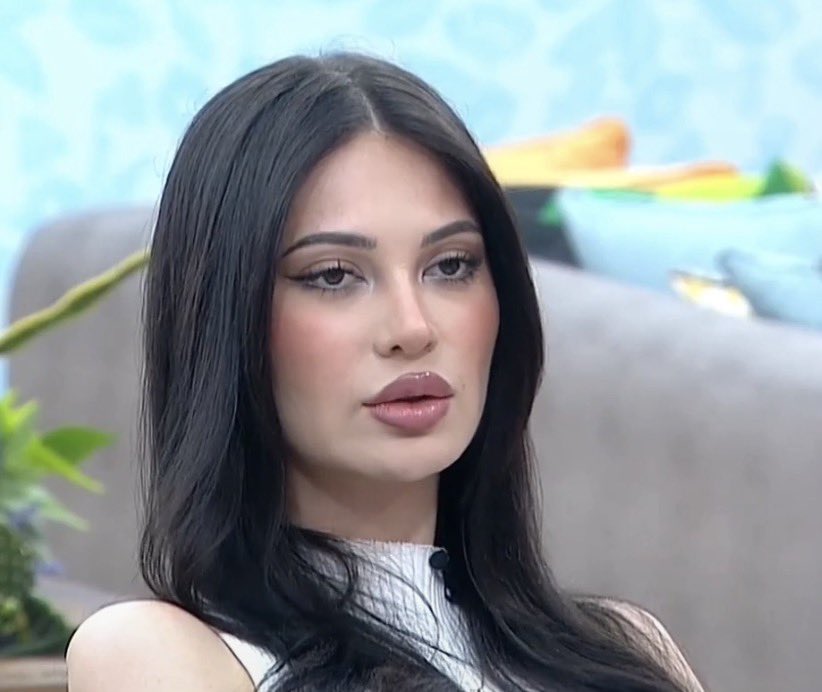 Emraha32's tweet photo. Seni de unutmadık herşeyden haberin olduğunu biliyoruz sakın ha kendini sıyırmaya çalışma kamila

#kısmetseolur https://t.co/9RRxQ4yz0w