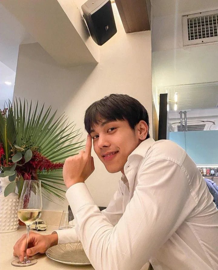 birth3utwithme's tweet photo. เตฏ                                                   เต
พัช                                                    ไตร https://t.co/j8x6MYxSR2
