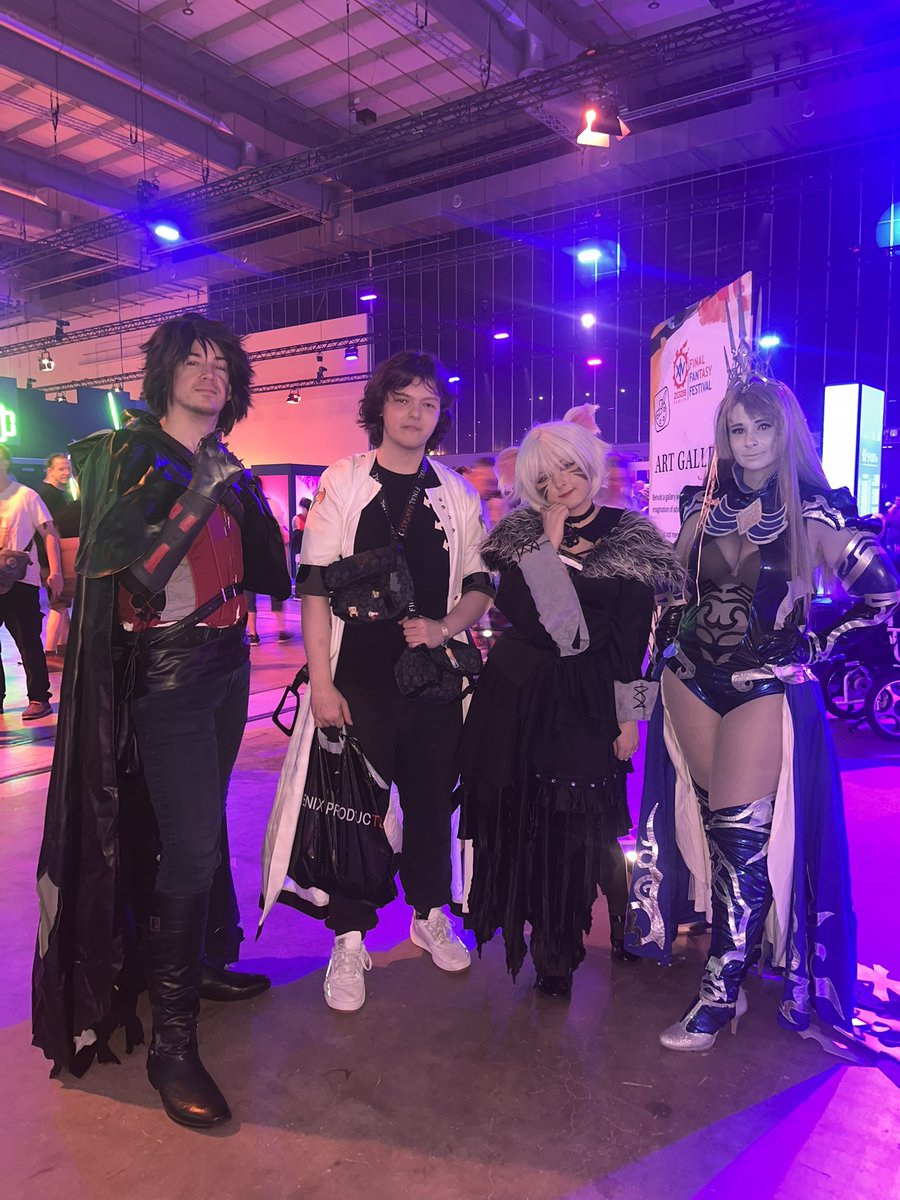 temiyuuu's tweet photo. @miiyochan_BNS i was the y'shtola ( ˙꒳​˙ ) it was lovely meeting you! https://t.co/BZMUoqgjzQ