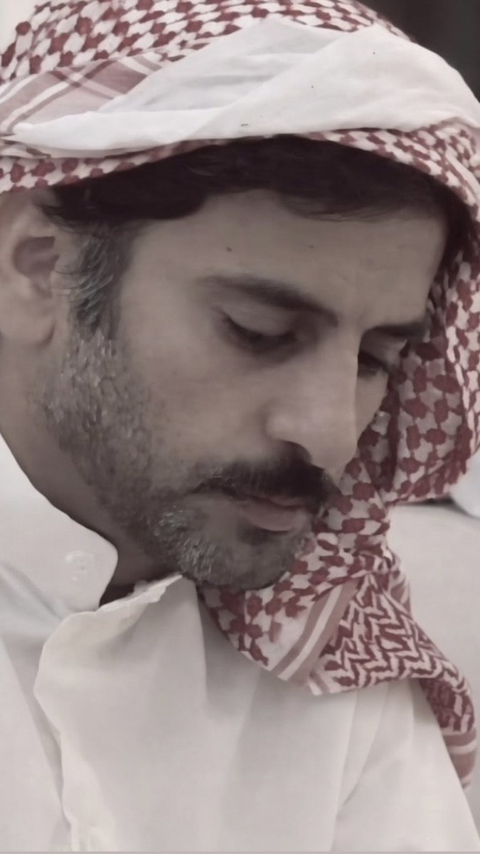 i04ll7's tweet photo. " أشوف الغبي واثق وأشوف الذكي شكاك
وأشوف اللي أذكى من الذكي شايف وساكت"

                        - سعد علوش https://t.co/C9iYJvgtsN