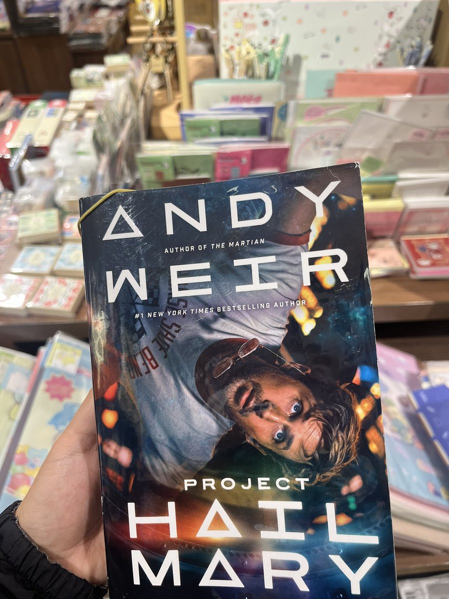 kayagema's tweet photo. i seriously love how i’m able to get my books wrapped at the bookshop https://t.co/eBPw0ky41u