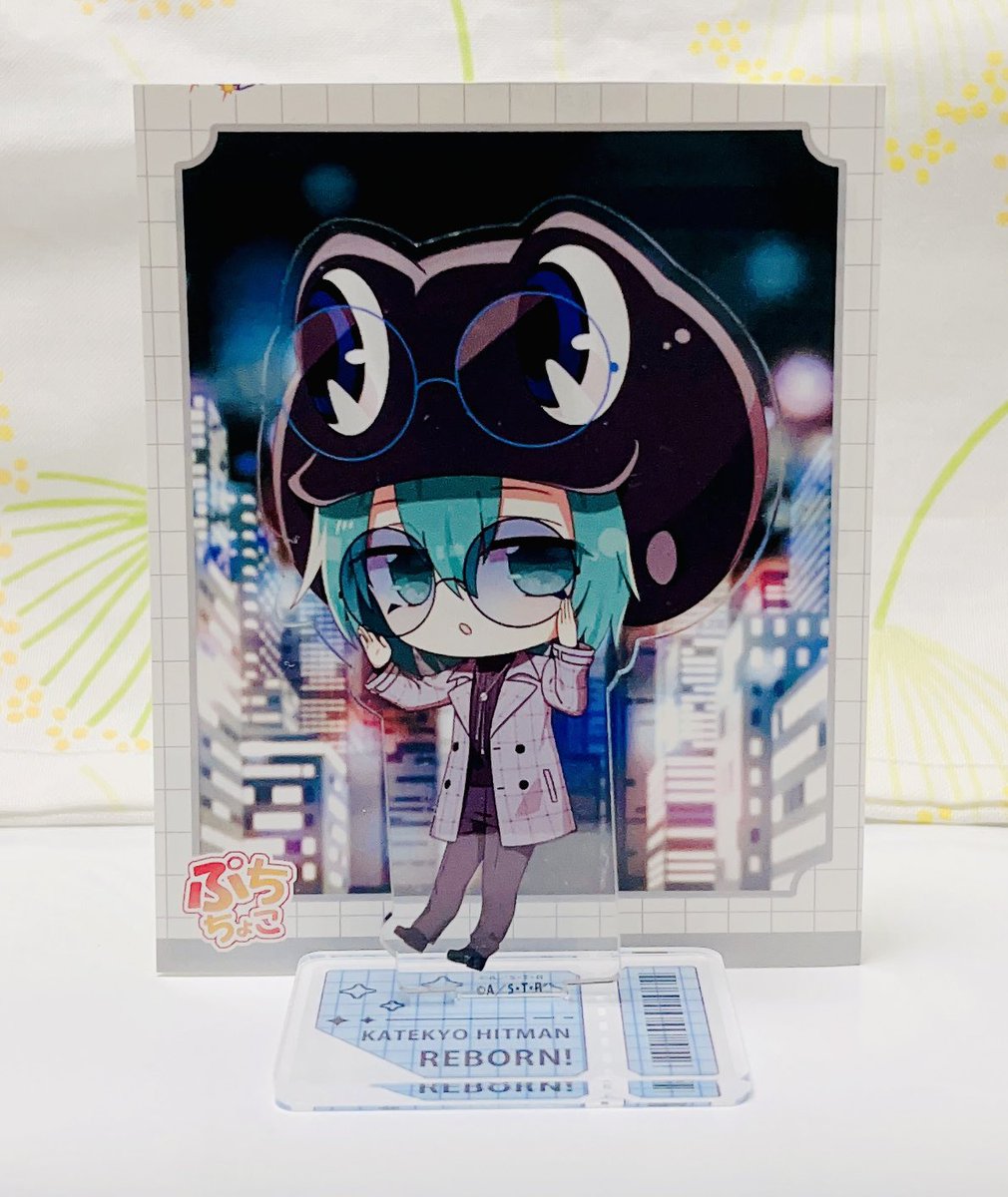 aiobo39's tweet photo. おしゃれで素敵な背景付きのすっっっっっごく可愛いフランちゃんのアクスタいただいたから背景に足付けた〜！🥰🫶💕 https://t.co/3qS4KEjpHQ