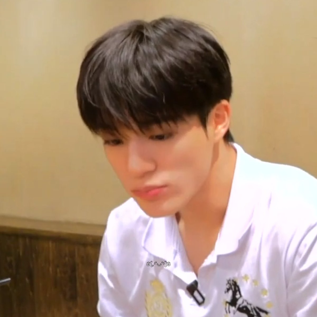 orymissako's tweet photo. หน้าดื้อๆงอนๆ น่ารักมากอะ มันเขี้ยวโว้ยยย https://t.co/KZESPHILJq
