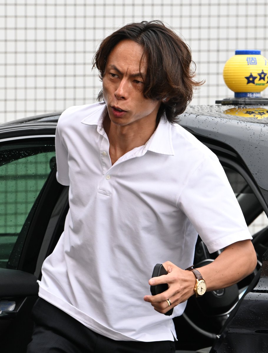 chusporace's tweet photo. 【#ボートレースびわこ】#オーシャンカップ
前検日　#長田頼宗 選手到着。 https://t.co/suZEyXCOCT