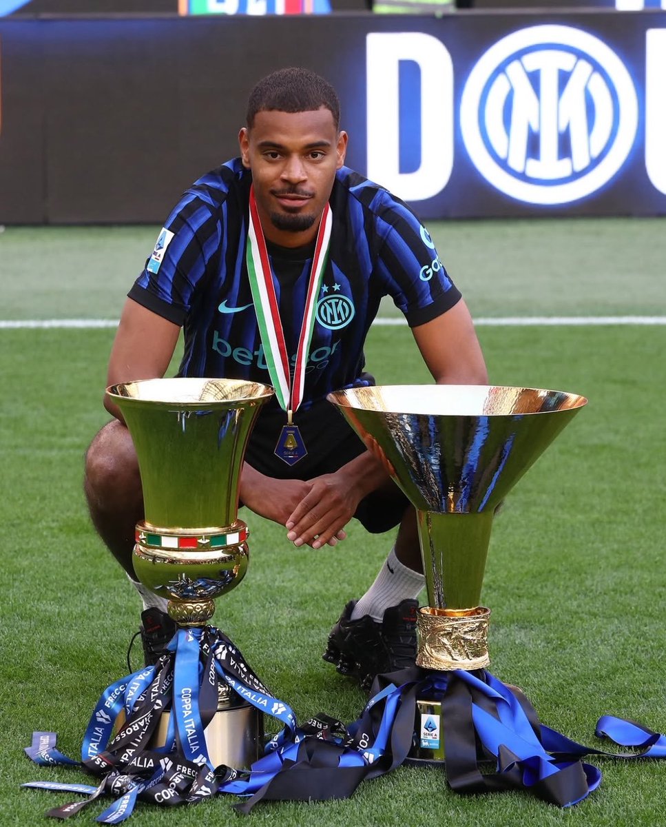 snajaths's tweet photo. Good morning to the Champions of Italy https://t.co/WkGhfzrgFh