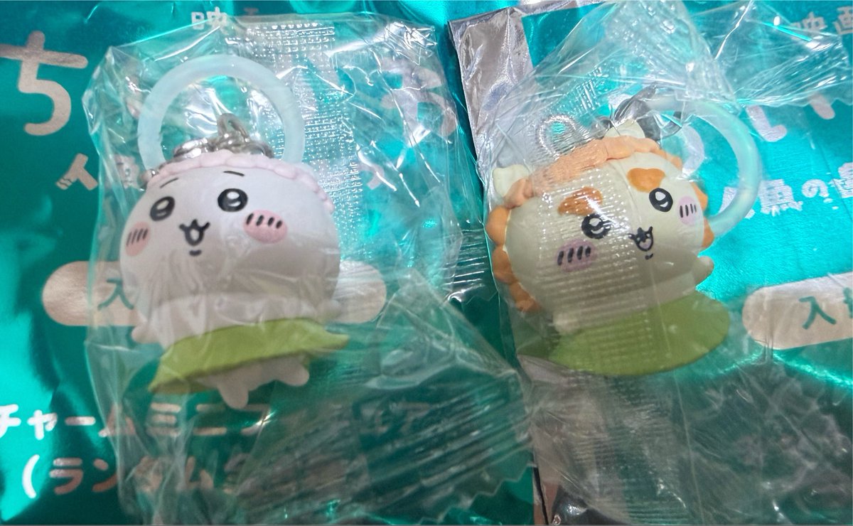 sumiiiii89's tweet photo. 【交換】ちいかわ 映画 入場特典 チャームミニフィギュア

【譲】ちいかわ　シーサー

【求】ハチワレ　モモンガ

郵送可能ですか
お気軽にお声掛けください🙇🏻‍♀️ https://t.co/ybWd1oyrKy