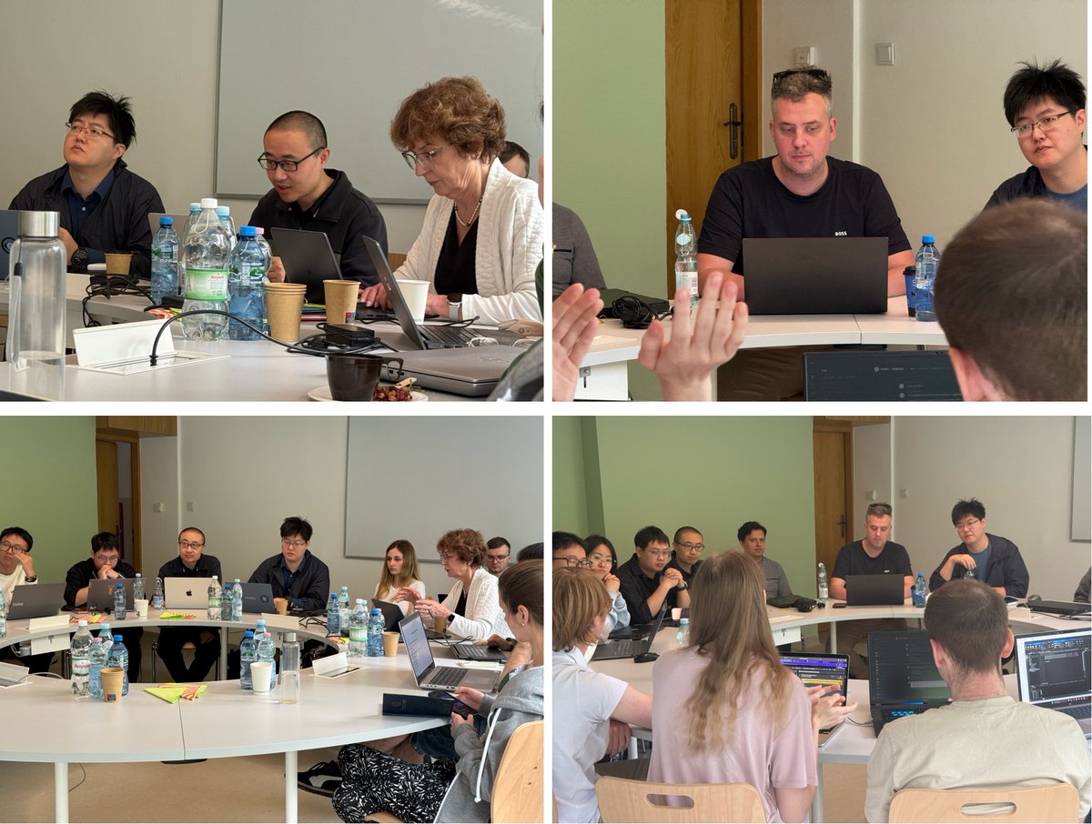SCILab_NJUST's tweet photo. Strengthening Sino-Polish collaboration! 🇨🇳🇵🇱
Our #SCILab team visited @WUT_edu and met with Profs. M. Kujawińska & M. Trusiak. We advanced joint research on QPI & ODT, held seminars, and visited SMARTTECH3D.
Looking forward to more joint breakthroughs! 🤝🚀
#optics #NJUST #WUT https://t.co/9KUofjtMYt