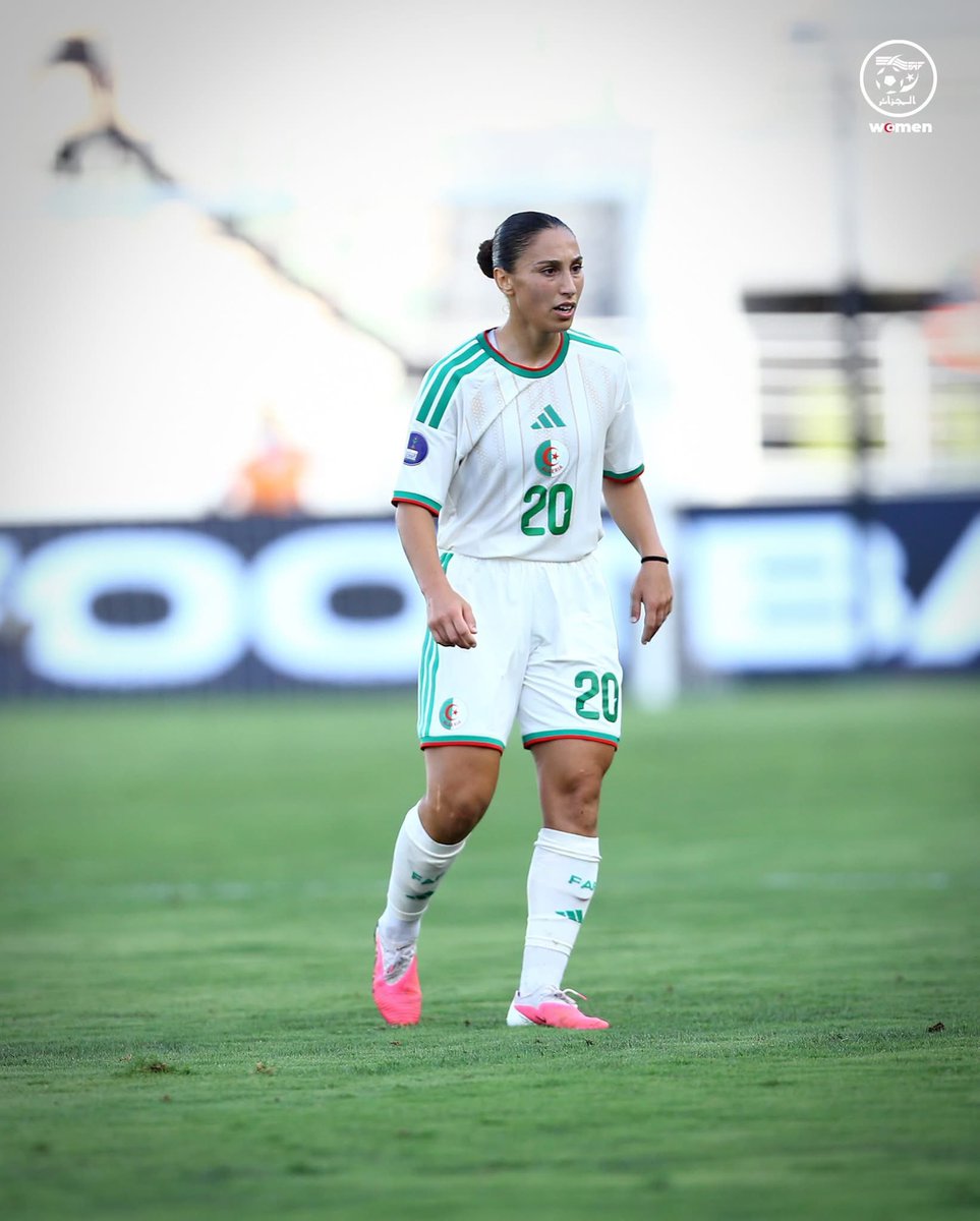 Lesvertes_dz's tweet photo. 📸 Photos du match (Sénégal 0-2 Algérie)
🇸🇳🆚🇩🇿
#SENALG | #LesVertes | #123VivaLAlgérie 🇩🇿 | #WAFCON2026 https://t.co/dNh3oTMqc8