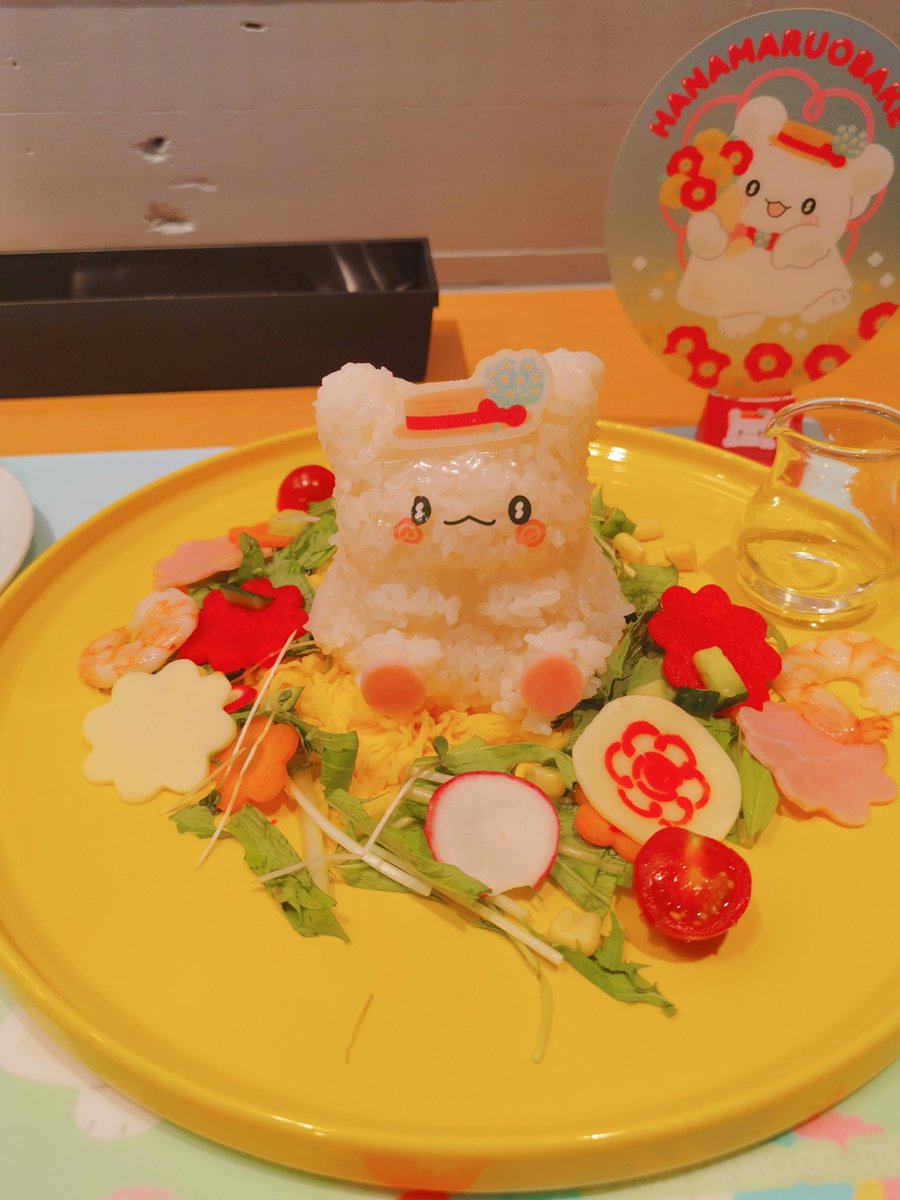 mt_ganbaru's tweet photo. はなまるおばけのカフェに行って参りました💮
こういうの初めてなのでその場では緊張してたけど、家帰ってきたらじわじわと幸せな気持ちが込み上げてきた…
なんかまるまるのつぶらな瞳を見てたら泣きそう笑
これがサンリオのパワーなのかな、凄く元気を貰えました…！
ほまにありがとうの気持ち😭 https://t.co/kP1wFpgLfZ