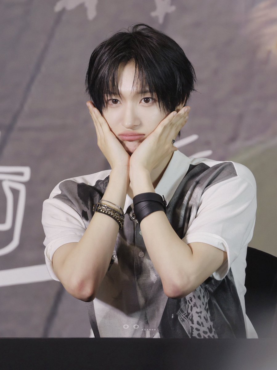 ㅇㅇ…… tweet media