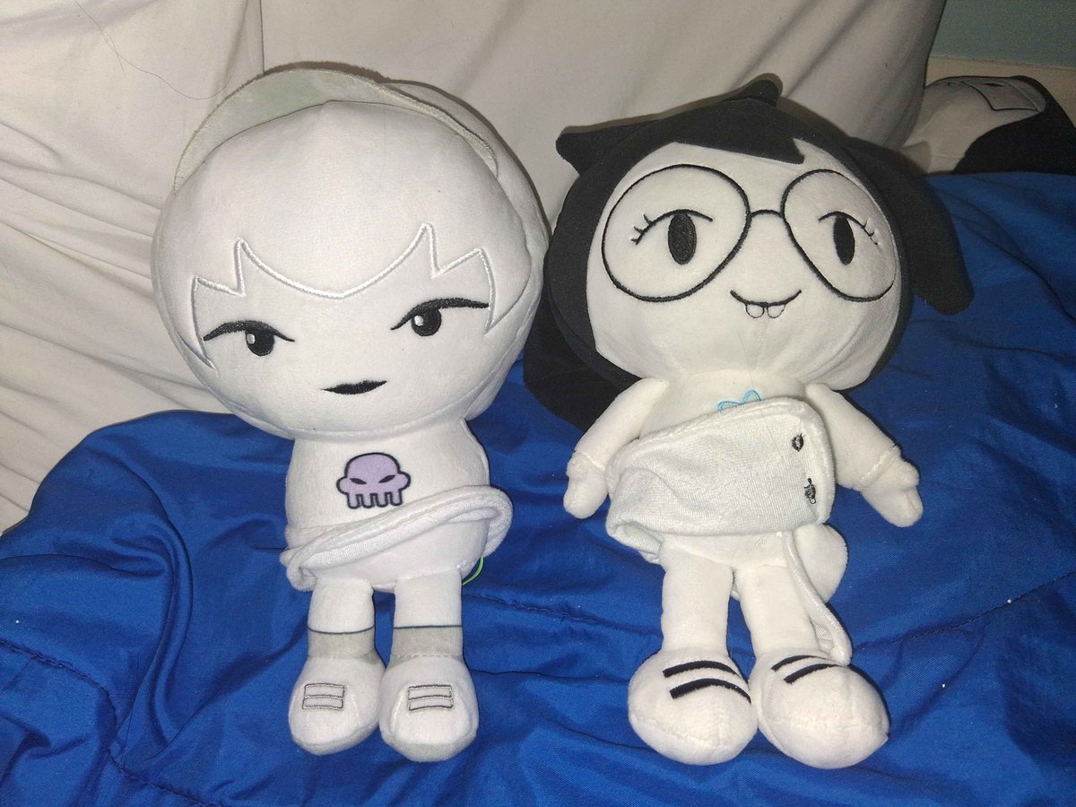 emetowitch's tweet photo. i am the hom35tuck plushie molester muwahahaha https://t.co/V3sT3VD0VP