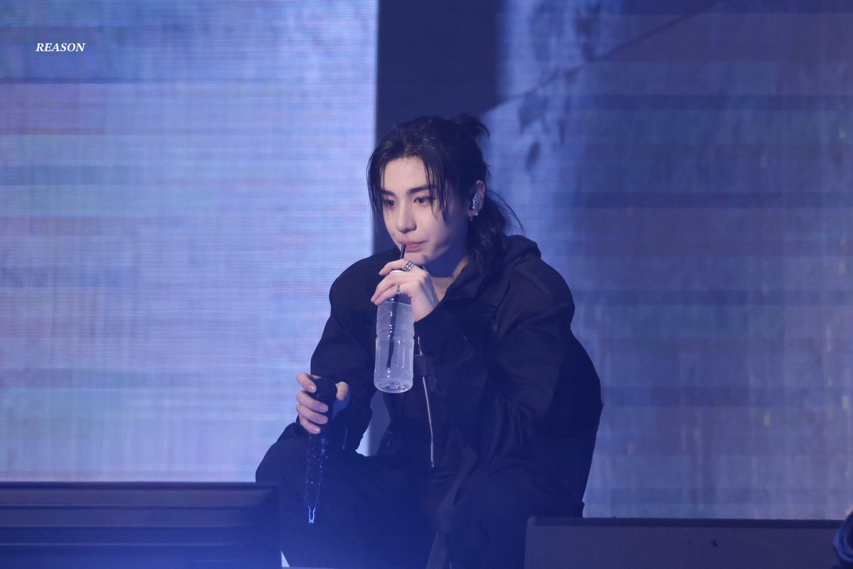 Hando21_'s tweet photo. 쪼옵쪼옵.. 얼굴 존커 https://t.co/7qAROmCTQz