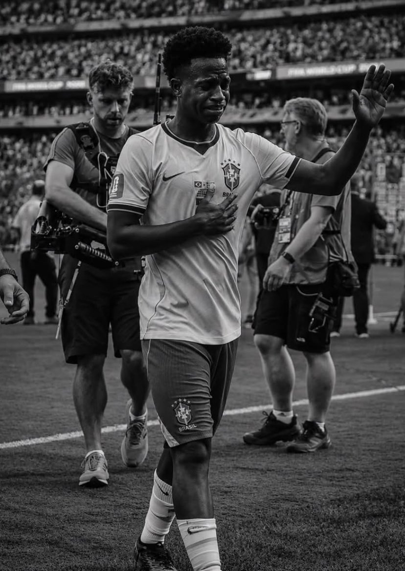 Officialtunech2's tweet photo. An Open Letter to VINICIUS JUNIOR

DEAR VINICIUS, 

Some players spend their entire careers chasing greatness. You have already found it. 

You arrived at Real Madrid as an 18 years old with immense talent and enormous expectations. Since joining the club in 2018, you’ve grown into one of the world’s finest footballers, winning multiple La Liga trophies, UEFA CHAMPIONS LEAGUE TROPHIES 🏆, domenstic cups, and individual honours. 

You have scored in a championship league final, because one of the faces of Real Madrid, and played a major role in one football’s most demanding environment.

At just 26 years old, ypu have achieved what many players can only dream of. 

So perhaps the biggest question isn’t, “What more can I win? But rather, “Where can I leave the biggest legacy next?”

History remembers footballers who dared to embrace new challenges. It remembers those who stepped outside their comfort zones and proved their greatness in different environments 

Arsenal could offer exactly that. 

This is a club with one if football’s richest histories, a young and ambitious squad, and a manager in Mikel Arteta who has built a team capable of competing for every major trophy. 🏆 

The emirate stadium is waiting for the player who can help turn years if progress into a new era of silverware.

Imagine becoming a player who helps bring the premier league title back to North London once again in 22years, imagine leading Araenal to another champions league triumph and writing your own chapter in the clubs history. That kind of legacy is different. 

It’s not about adding another medal to a collection, it’s about becoming the face of a football revolution.

Real Madrid will always be part of your story. Few players leave that club as winners, and even fewer leave with the admiration of its supporters. But every great journey eventually reaches a point where a new challenge becomes more meaningful than staying where success is already expected.

If there’s ever a time to embrace a fresh adventure, it’s now.

The premier league deserves to see you at your peak 

Arsenal deserves a player of your caliber 

And perhaps, football deserves ti witness the next chapter of Vinicius junior - not as a star who conquered Madrid. But as the legend who help  transform Arsenal. 

Whatever your future holds, your achievements at Real Madrid have already secured your place among the game elite.

But legend aren’t remembered only for where the began.

They’re remembered for every mountain they chose to climb
