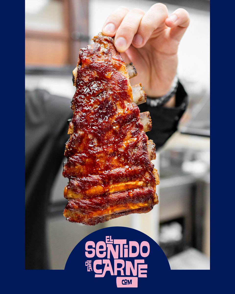 ANICE_ES's tweet photo. 😏 Empieza siendo una costilla.

Luego aparece alguien que dice "corta un trocito para probar" y ya nadie vuelve a verla entera.

Y entonces saboreas #ElSentidoDeLaCarne.

¿Cuál es el plato que desaparece primero cuando lo sacas a la mesa? https://t.co/f8KKzNluo6