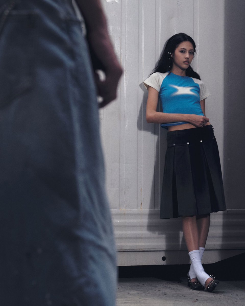 ssupersun's tweet photo. SWIPE TO SEE WHAT'S AVAILABLE AT THE POP-UP

SUPER SUN BANGKOK POP UP STORE 
AT ATRIUM 2, G FLOOR, SIAM CENTER 
31 JULY 2026 – 9 AUGUST 2026 

Note:
'OUTER SPACE’ Collection: 
Limited to 1 piece, per color, per order for Ringer Tee & Raglan Tee 
Limited to 1 piece per size, per product, per color, per order for other products 
'HOMEGROUND', 'HEATMODE', ‘F.A.V’ and ‘CORE’ Collection: no purchase limit

#SUPERSUN 
#SSOUTERSPACE
#SUPERSUNxSIAMCENTER 
#SUPERSUNPOPUP 
#SUPERSUNPOPUPINBKK