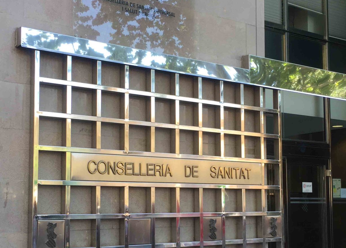 SATSE_CV's tweet photo. Reclamamos a @GVAsanitat  que convierta el “Comité de cuidados de enfermería” en una Dirección general de Cuidados 👩‍⚕️ https://t.co/CXVwoRO2Fd https://t.co/gf8zzxZ0Hk