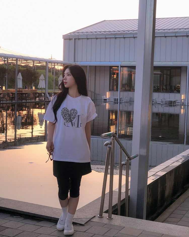 rezav647's tweet photo. 나도 호피 소심하게 도전 .. 🐆🌀🌀
#트친소 #일상계트친소 https://t.co/Kb0A6QmGAc