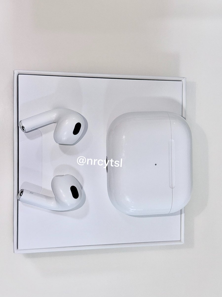 nrcytsl's tweet photo. ส่งต่อ AirPods 3 ค่า
•เสียง เบส ปกติ
•เชื่อมต่อและ Find My ใช้งานได้ปกติ
•แบตเริ่มเสื่อมตามอายุการใช้งาน (ปีครึ่ง)
•ไมค์มีปัญหา
**เหมาะสำหรับคนเน้นฟังเพลงหรือดูหนัง
•เคสชาร์จ lightning (ไม่มีสายให้นะคะ)

1,500 บาท คุยได้นะค้า

#ส่งต่อairpods #airpods3 #airpodsมือสอง https://t.co/ukNcW9FmBE