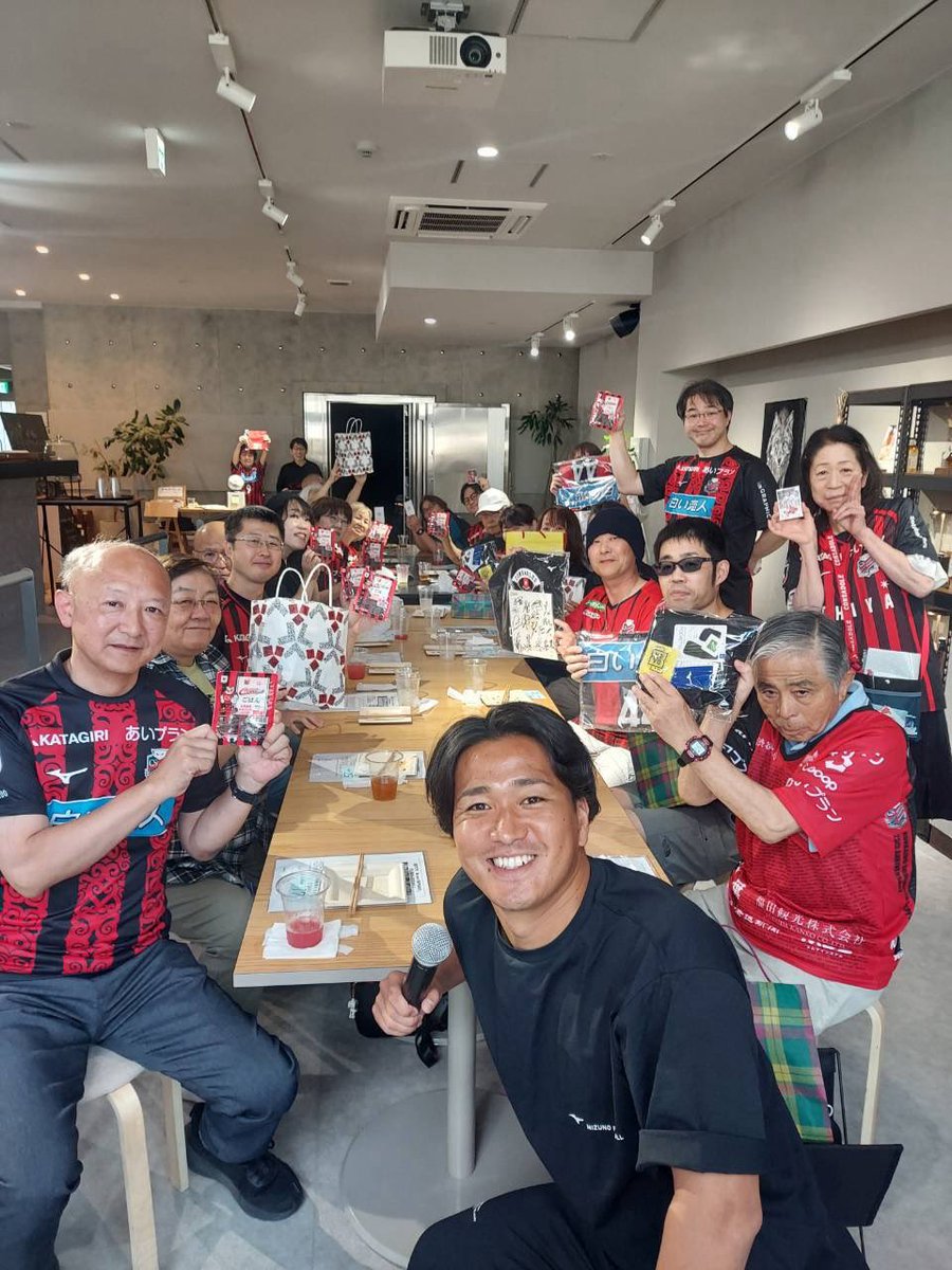 CSASkouenkai's tweet photo. 最後になりますが、ご参加頂いた皆様、本当に有難うございました‼️

　アマチュアスタッフの拙い運営で、ご迷惑をおかけしたことも多々あると思いますが、これからも旭川地区後援会をよろしくお願い致します。
#北海道コンサドーレ札幌
#ほくでん
#濱田精麦
#ミチヒト
#FMりべーる
#RAWLAW BY VOREAS https://t.co/8z4AhqnGF1
