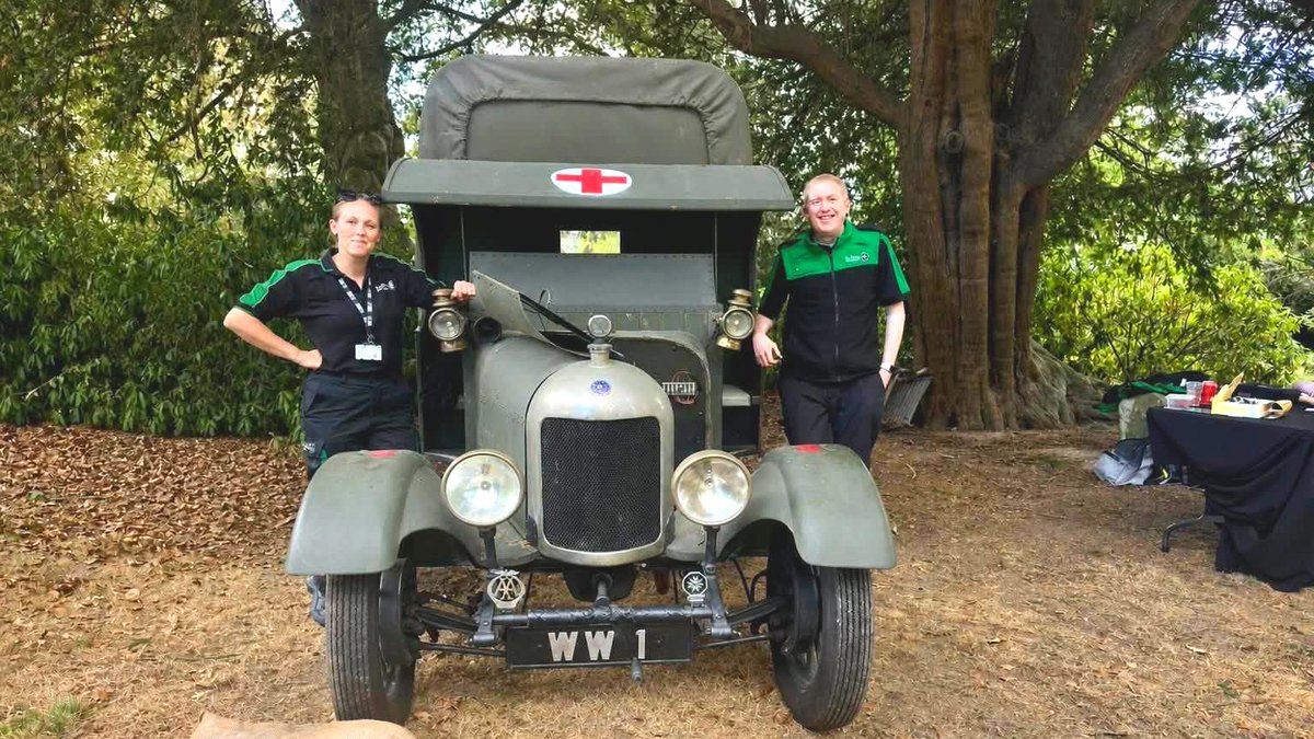 SJACymru's tweet photo. Our #PoblStJohnPeople have had another busy weekend, providing medical cover &amp; first aid demonstrations at events across the country including the Wales Air Show, Clytha Park Garden Open Day, the West Wales Shire Horse Show and Gwenddwr Carnival &amp; Show to name but a few. Diolch! https://t.co/9EaxSUradA