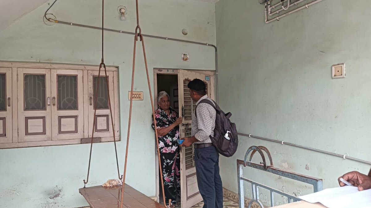 thonetrang77417's tweet photo. 🏥🇮🇳
#HEALTHTEAM
#NETRANGBLOCK
#HOUSETOHOUSEVISIT
#NVBDCP
#RCTEST #CLORINATIONACHEACK
#VILLAGERS #CARE
#PROTECT #DEASES
#MPHSVISIT https://t.co/OeRUp73XUX