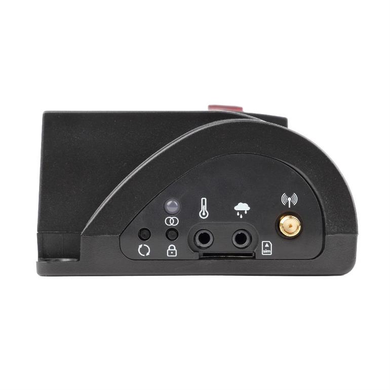 MartinRefseth's tweet photo. Spotted some cursed surge protectors on a local marketplace, they can be controlled via SMS, there is an actual sim card slot on the side of them. https://t.co/i0k0NY4FsW