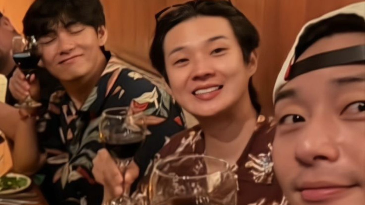 7withluv__'s tweet photo. this unserious trio.. https://t.co/QtLwm048Kz