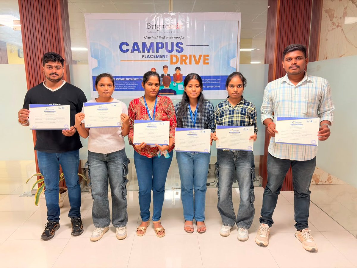 Codezealtech's tweet photo. Another successful Python batch completed! 🎓

Ready to start your coding journey? 🚀
Admissions Open Now.

#Python #Codezeal #Programming #Career https://t.co/nWlaJoGQo9
