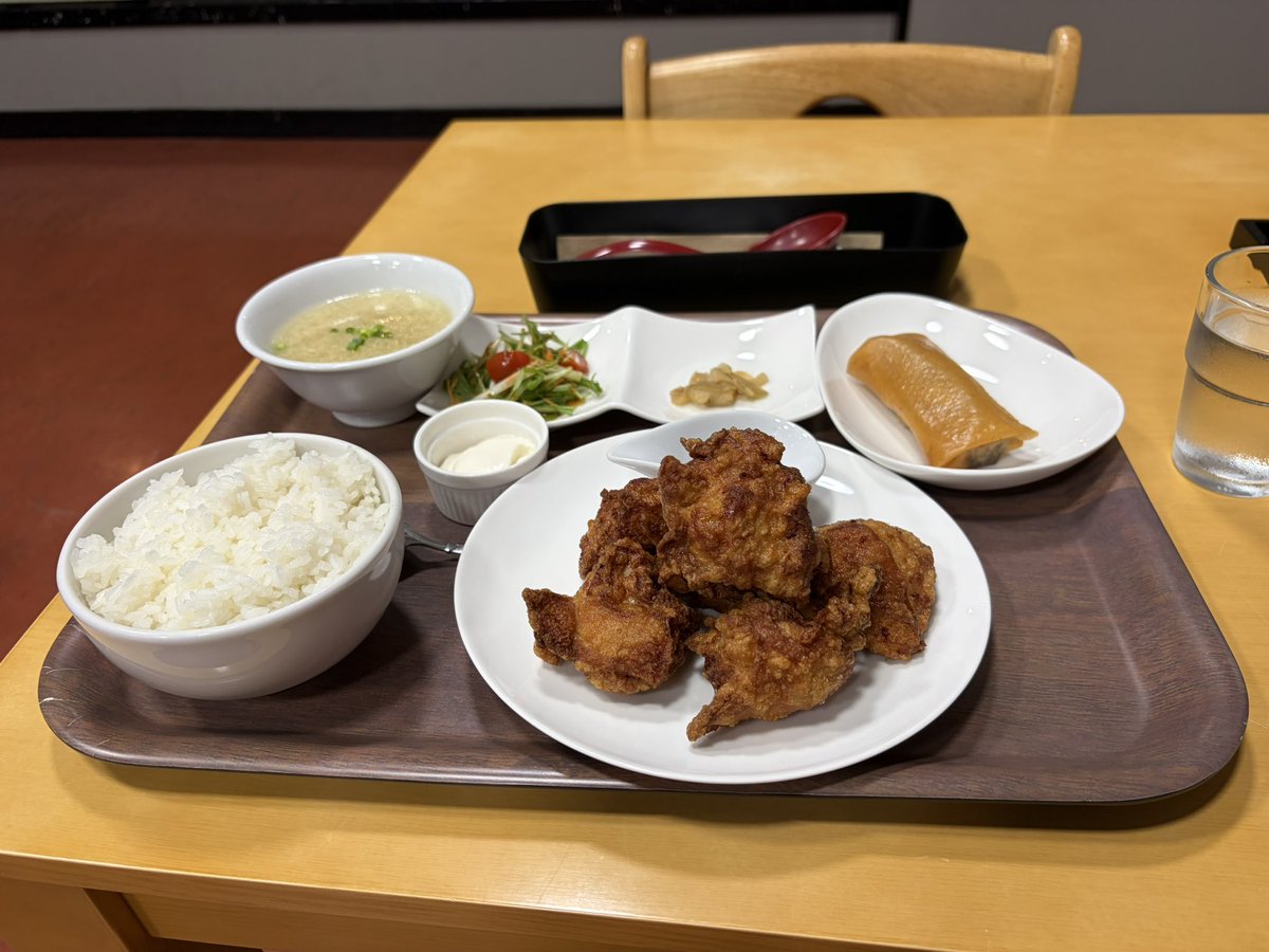 usidazo0426's tweet photo. 今日の夜ご飯！！！疲れた身体に染み渡りました！！！
明日も頑張ろう！！ https://t.co/fh7ZyAqa3C