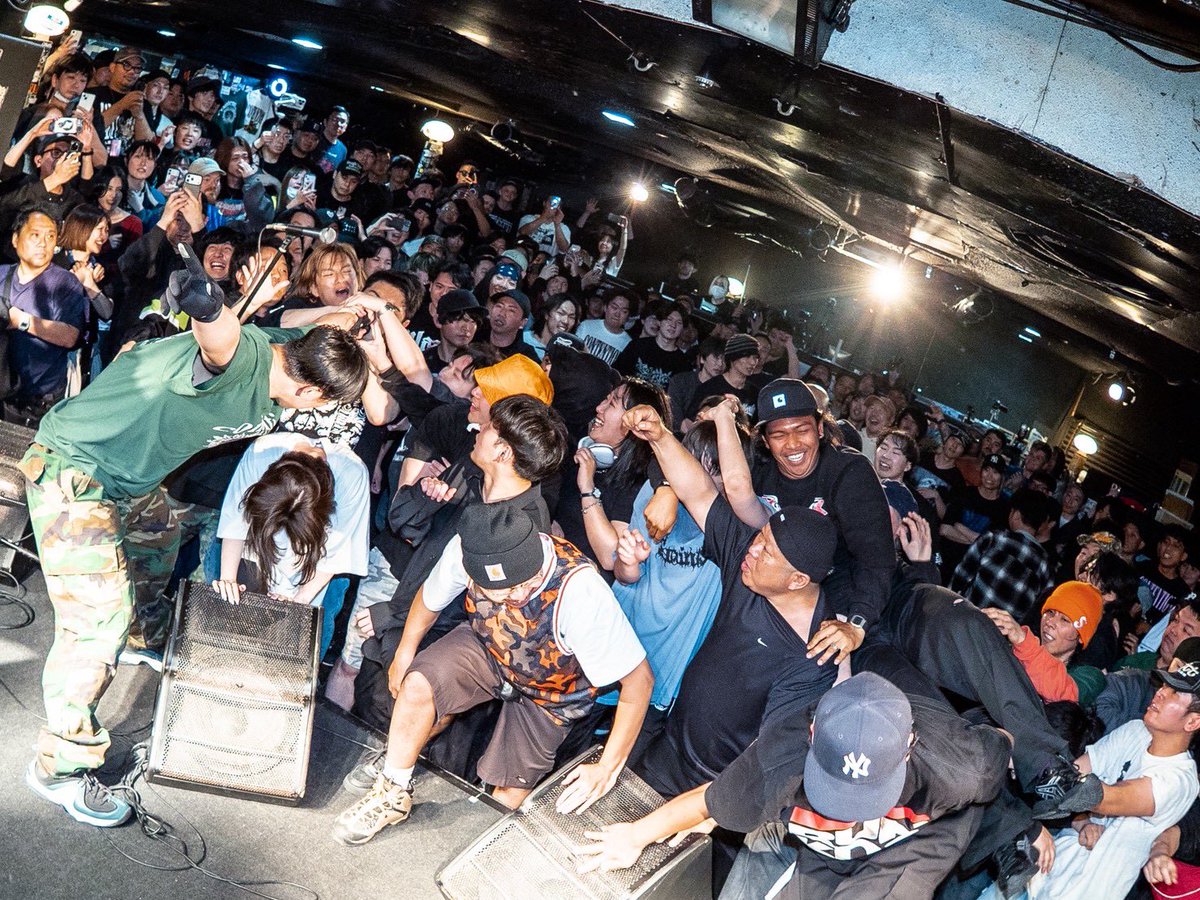 dseryz's tweet photo. GATES OF HOPELESSとして5年振りとなるなるEP『PROOF OF THE YEARS』をRETRIBUTE RECORDSより9/4リリースします🐉✨🆕お馴染みの曲から新曲までFURYの限りを尽くしたNEW SCHOOL POWER 178%になってます⚔️👼⚔️ジャケは @xsxcxuxmx 描き下ろしの変態厳格ヤバい🤦‍♂️💨 https://t.co/42xidyyHMc