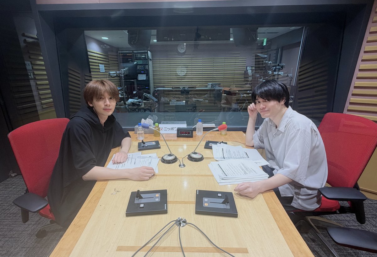 zerorise_1242's tweet photo. #ニッポン放送『ゼロライズ RADIO』

クロスメディアプロジェクト『ZERO RISE（ゼロライズ）』がお届けするラジオ番組🏁

8/3・8/10のパーソナリティは👇

🎙RumbleWing[s]  ウジン役 真野 拓実さん
🎙KINGS+HOOT ミラクル役 佐藤 たかみちさん

放送をお楽しみに🌟
#ゼロラジ
https://t.co/iypCGpvWPk https://t.co/xkpcg0AVfn