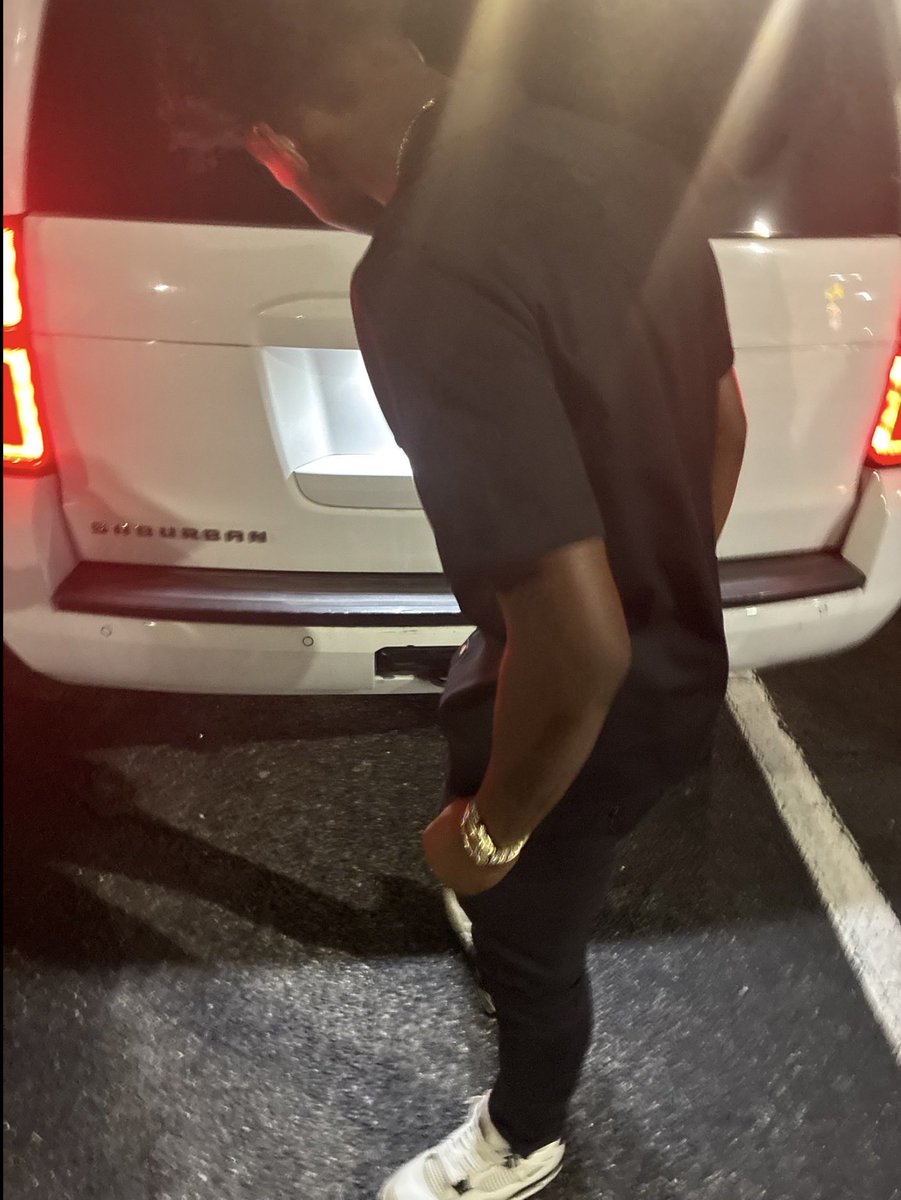 Spin2xxx's tweet photo. Somebody hurt bout this‼️ https://t.co/Y8M2WPmxuS