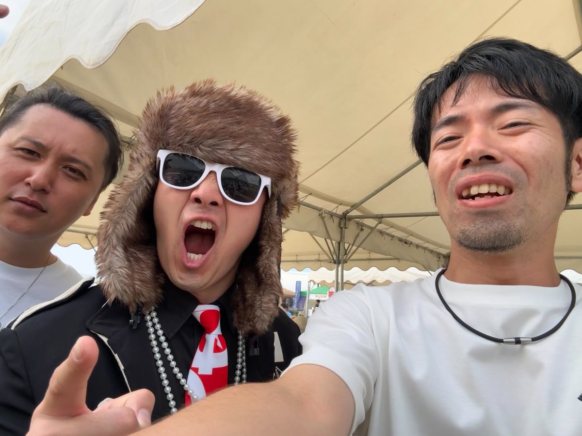 littlemulties's tweet photo. 【リトマル写真館2】
出演者の皆様・司会のお二人とパチリ📸📸📸📸

HEIMDAL様　@HEIMDAL_aomori
カサイ•ド•チェスト様　@kasai_de_chest
近藤金吾様　@KingoKondo
斗澤やすあき様　@tozawa_yasuaki
柳澤ふじこ＠鳩笛ふじこ様　@hatobueho_ho https://t.co/QbxQURLiVw