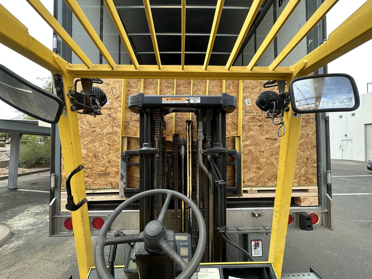 JagcoGlobal's tweet photo. Another JagCo system is on the move. 🚜

Every system that leaves our shop represents months of hard work, collaboration, and craftsmanship.         Delivered with pride.

Here's to helping our customers succeed—one system at a time.

#Automation #Manufacturing #JagCo https://t.co/33jb4XDCTE