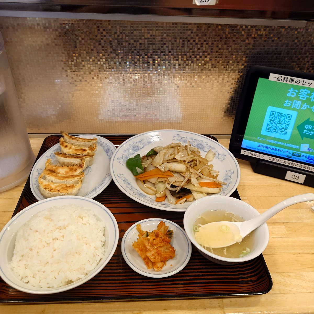 nexttomi's tweet photo. 晩御飯。
今日もお疲れ様でした🍻 https://t.co/uhsfT8m9vg