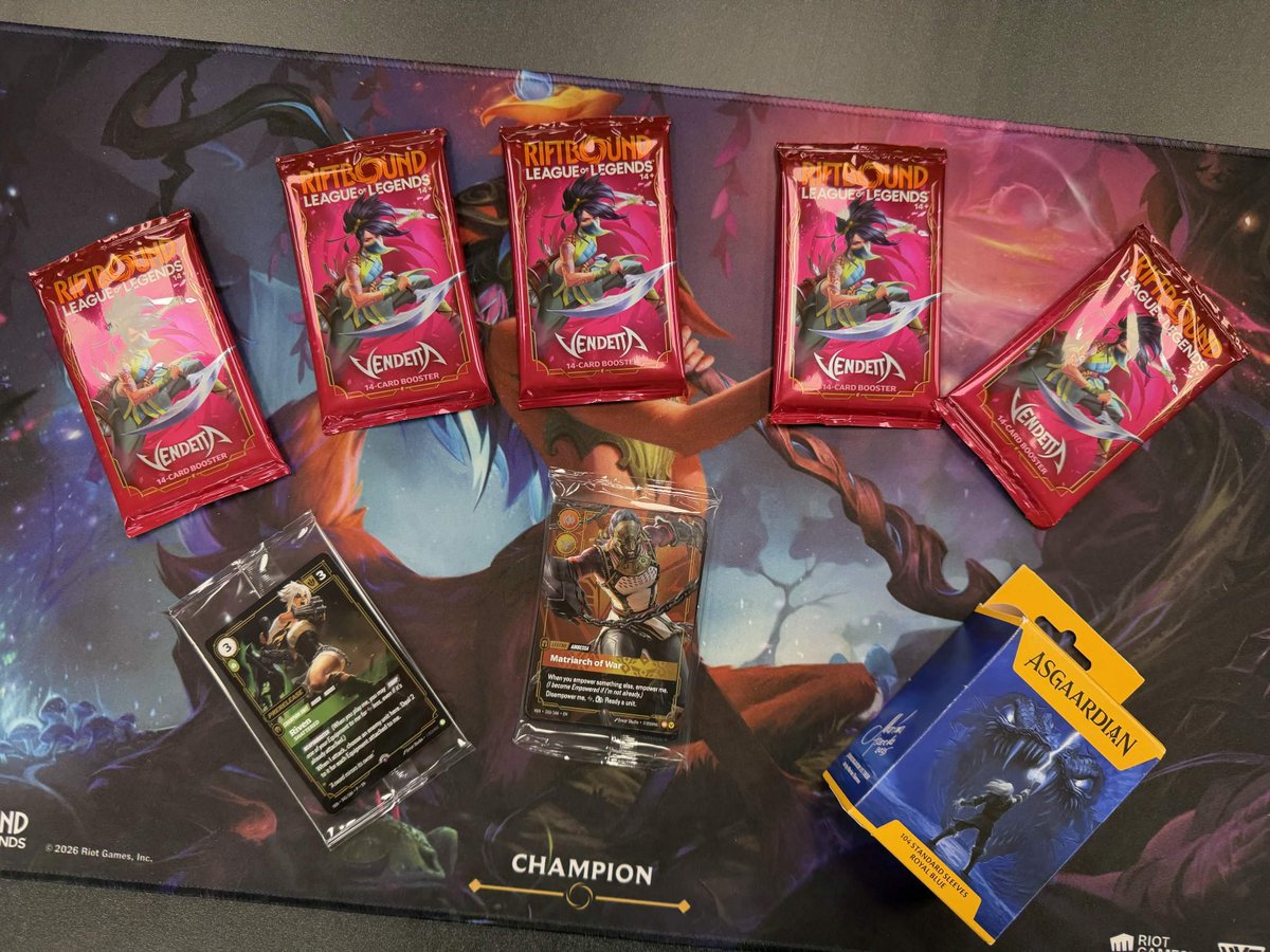 KTODMatty's tweet photo. Asgaardian sent us some free sleeves to try out, so I rocked them for my #RBVendetta Pre-rift. Over five rounds they shuffled well and had no sleeve breaks at all. They also come with 104 sleeves, which I thought was pretty generous. If limited becomes a competitive format in Riftbound (I hope it does), that kind of quality and quantity together will be huge.